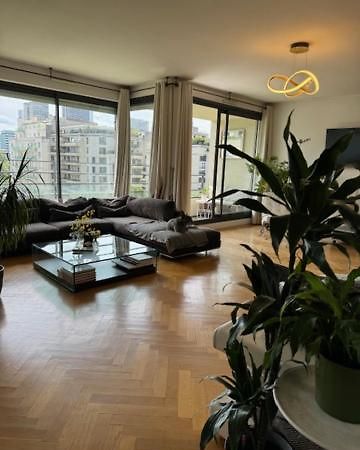 Paris Eiffel Apartment Екстериор снимка